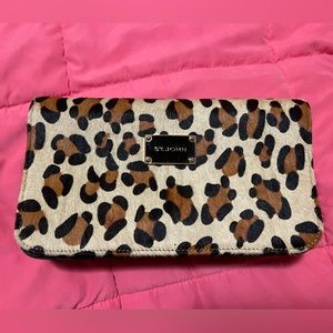 St. John Leopard PonyHair Leather Shoulder Bag Purse Like New